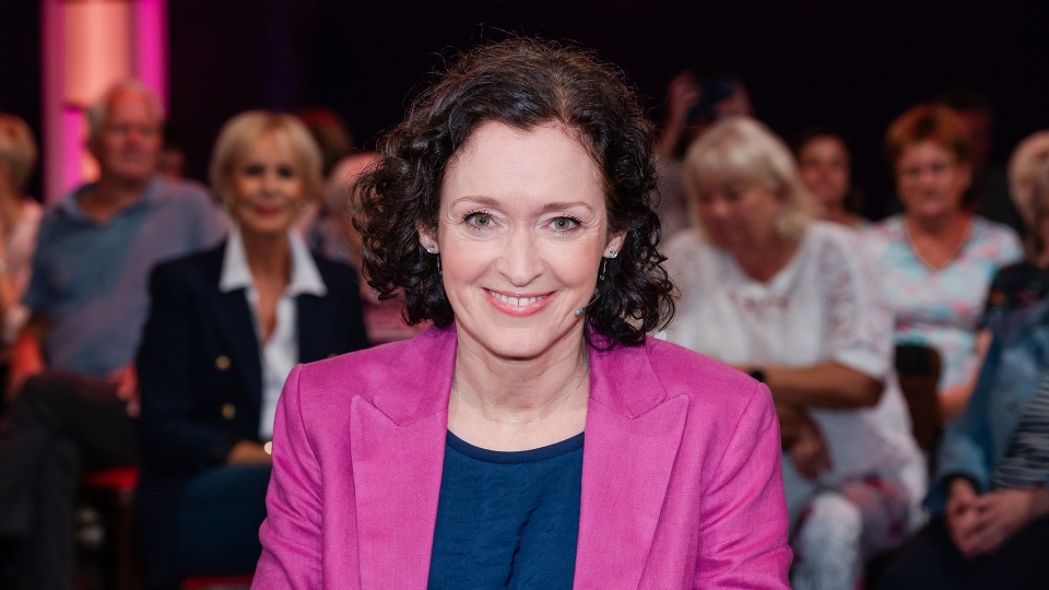 julia finkernagel wie alt